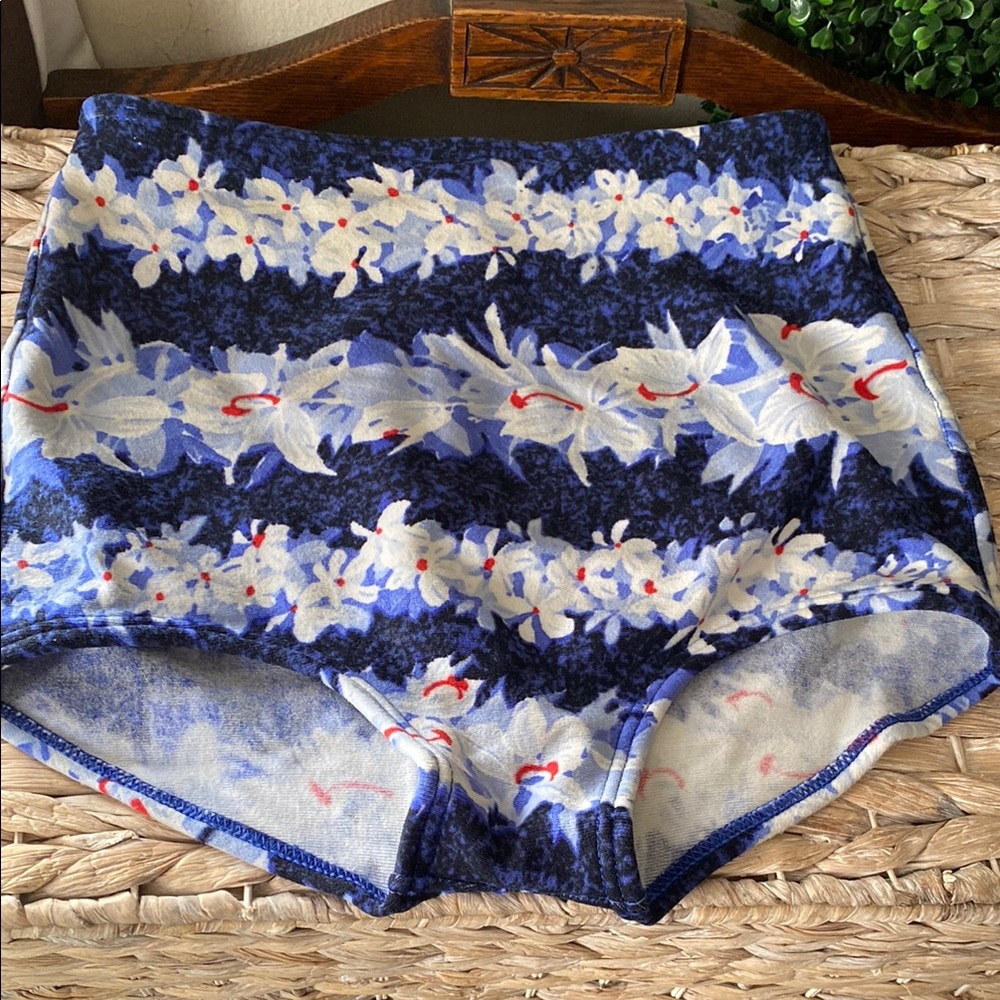 Vintage 1960s Floral Blue High-Waist Bikini Set - Picture 6 of 16